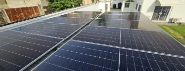 落地西非市场！科特迪瓦两座小型光储一体化项目顺利完成安装